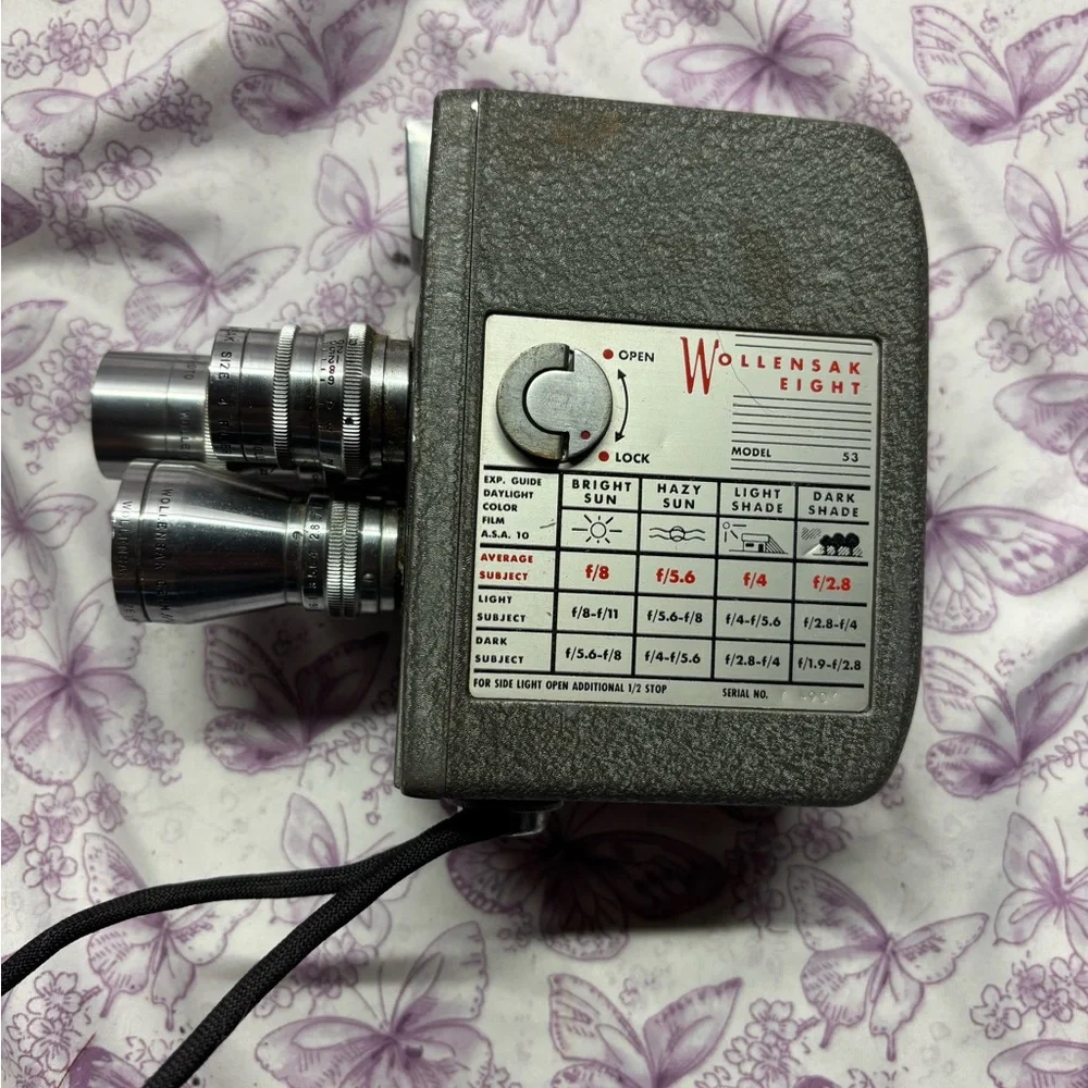 Vintage Wollensak 8 Model 153 8mm Movie Camera